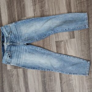 Lucky Brand Cropped Jeans